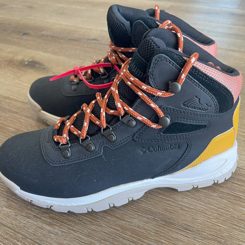 Women’s Newton Ridge™ Plus Waterproof Amped Hiking Boot [NEW]